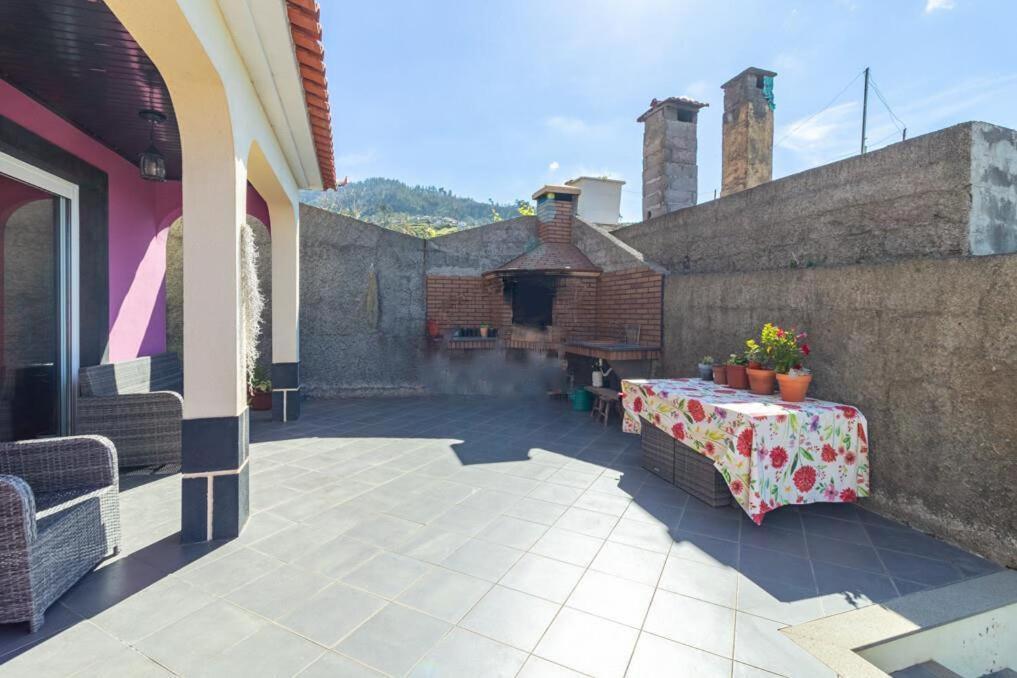 Casa Central - Peceful Mountain Retreat In Calheta Ribeira do Raposo Extérieur photo