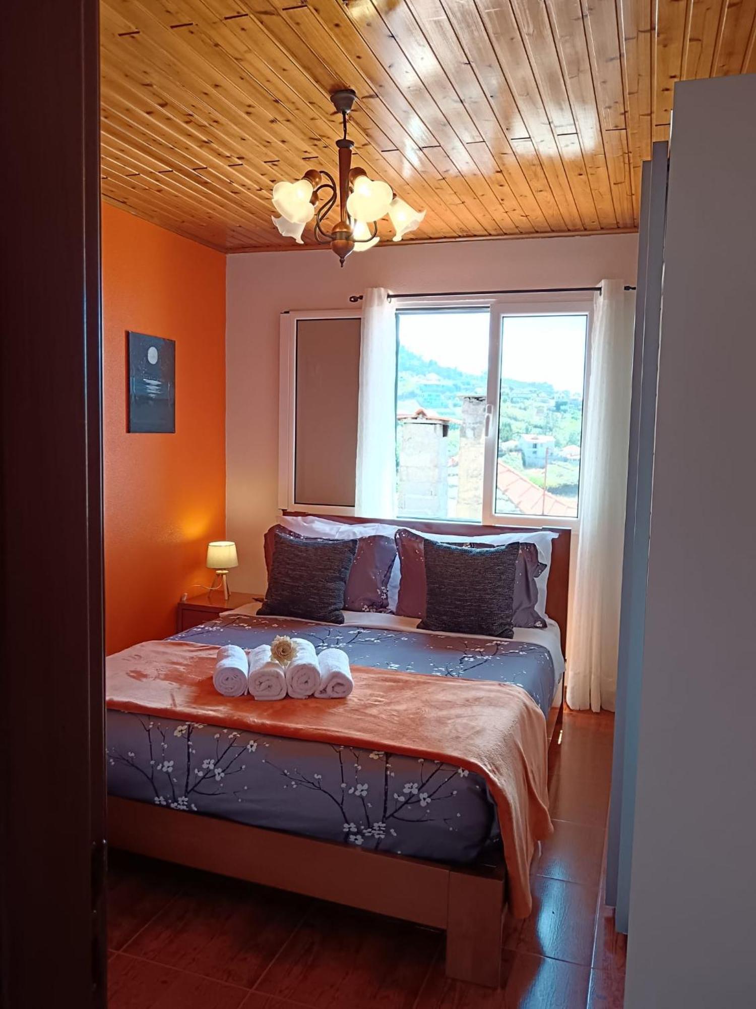Casa Central - Peceful Mountain Retreat In Calheta Ribeira do Raposo Extérieur photo
