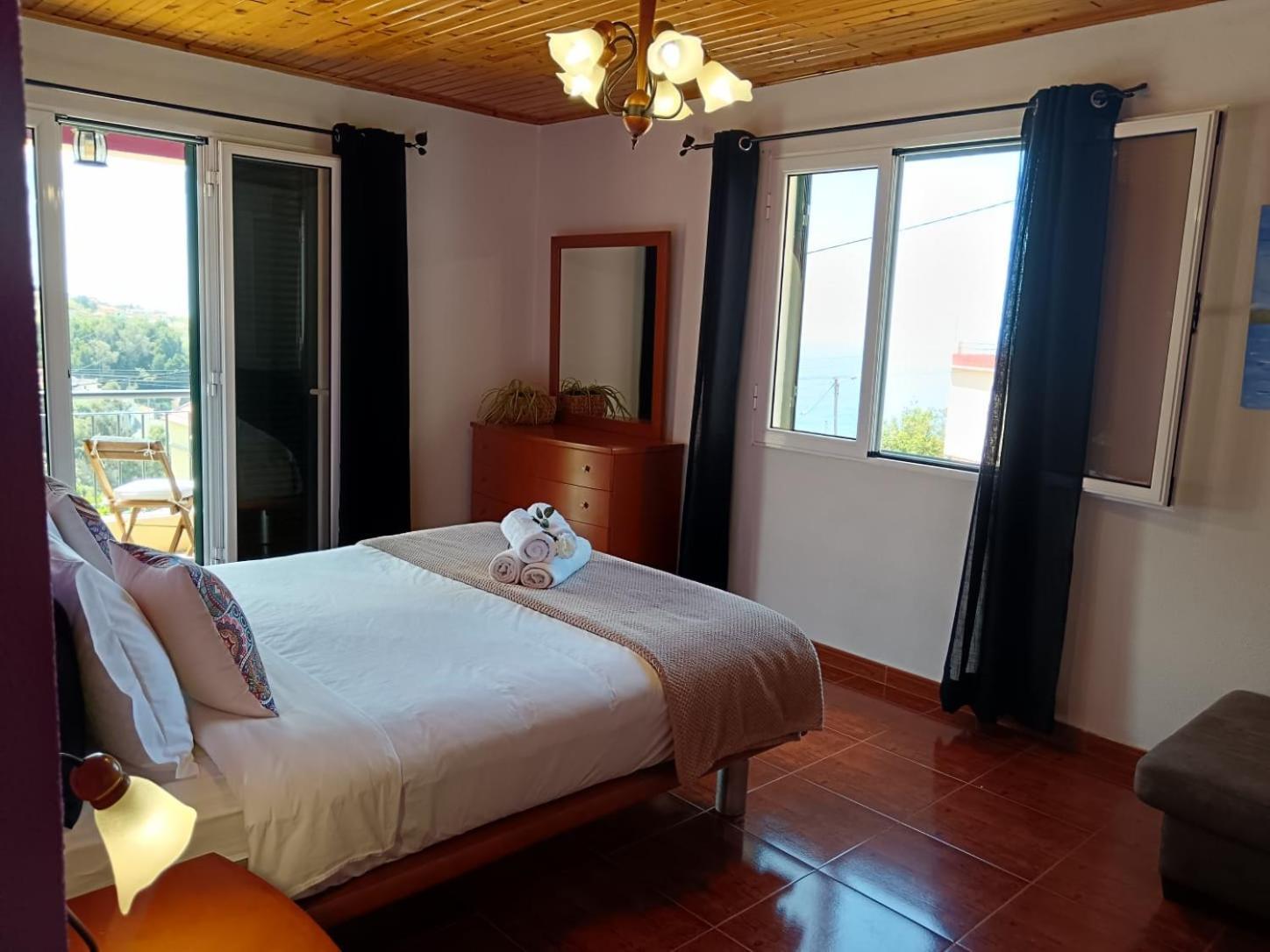 Casa Central - Peceful Mountain Retreat In Calheta Ribeira do Raposo Extérieur photo